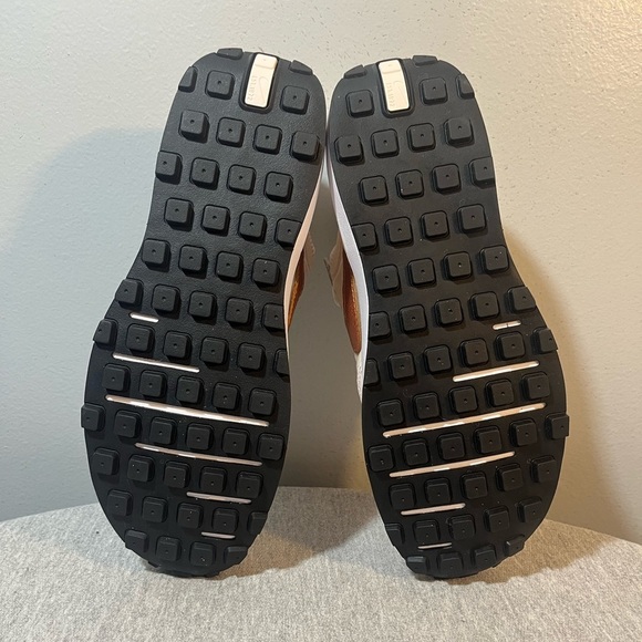 Nike Waffle One ESS Light Soft Pink Athletic Women’s Shoe Size 8 (FB1298 600)​​ - Picture 6 of 11